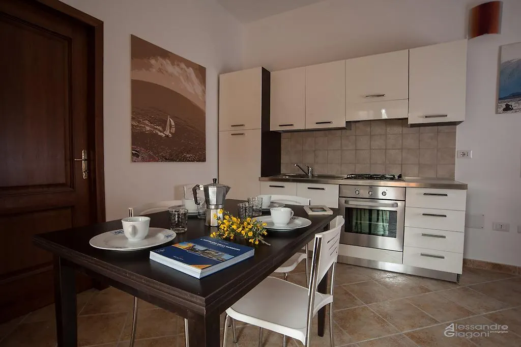 Residenze L'Isola Surf House Aparthotel Porto Pollo
