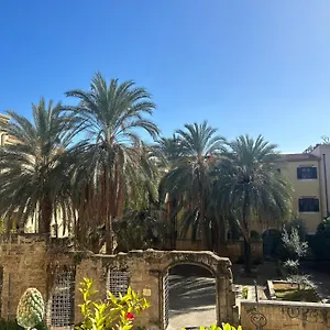 https://bb-domus-dei-cocchieri.sicilyhotelsitaly.net